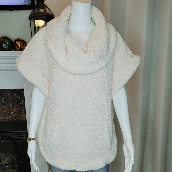 Lord & Taylor Other - LORD & TAYLOR LOUNGE AND SLEEP COWL NECK FUZZY PULLOVER VEST, CREAM 2X